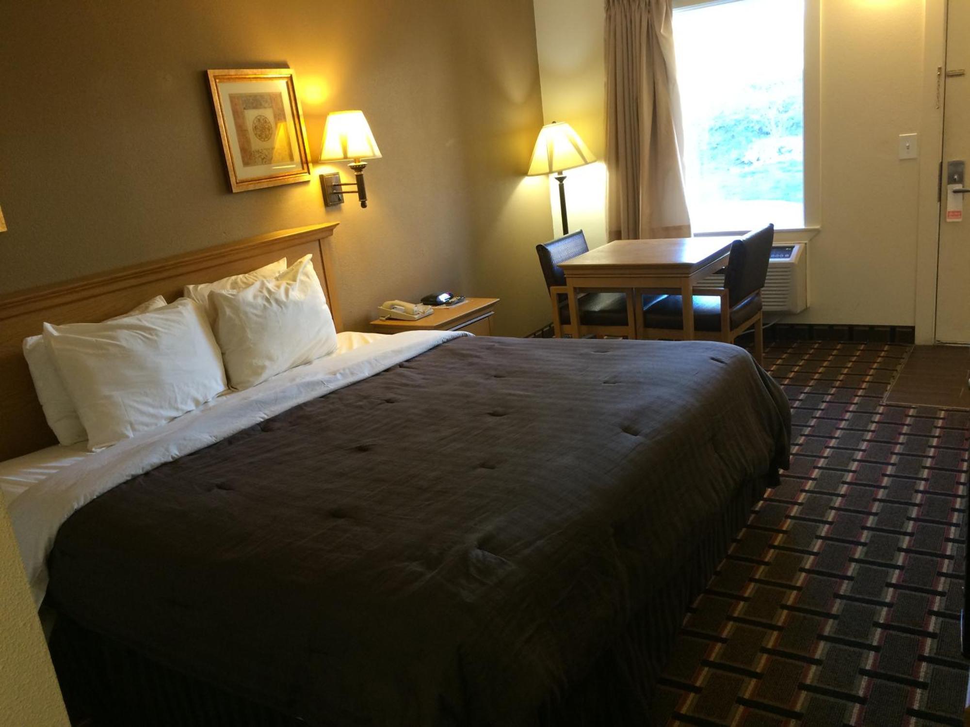 Americas Best Value Inn Near Downtown Nashville Pokój zdjęcie